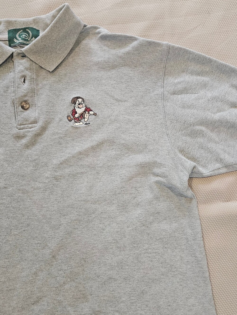 Disney Golf Collection Polo Shirt Grumpy Character Mens L Gray Logo Embroidery